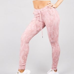 Buffbunny pink camo joggers